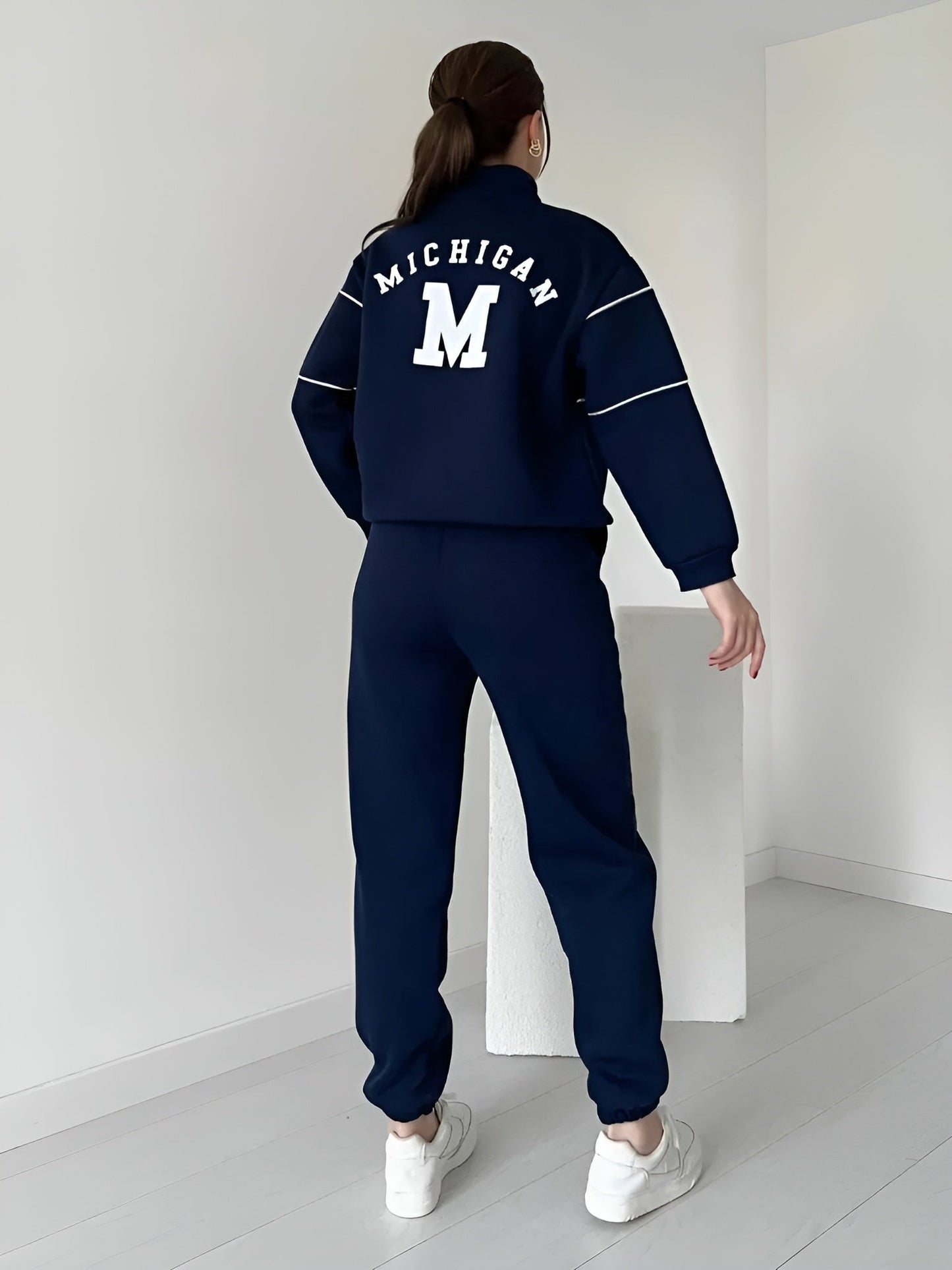 Lunora™ | Michigan Tracksuit