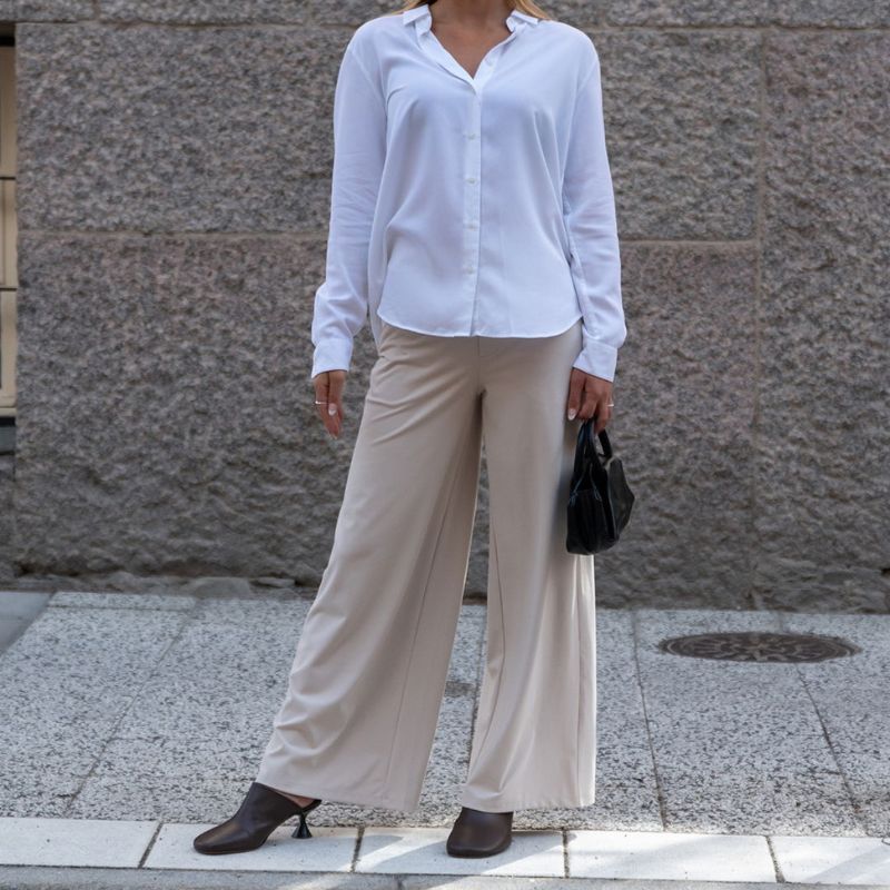 Lunora™ | Martina Broek